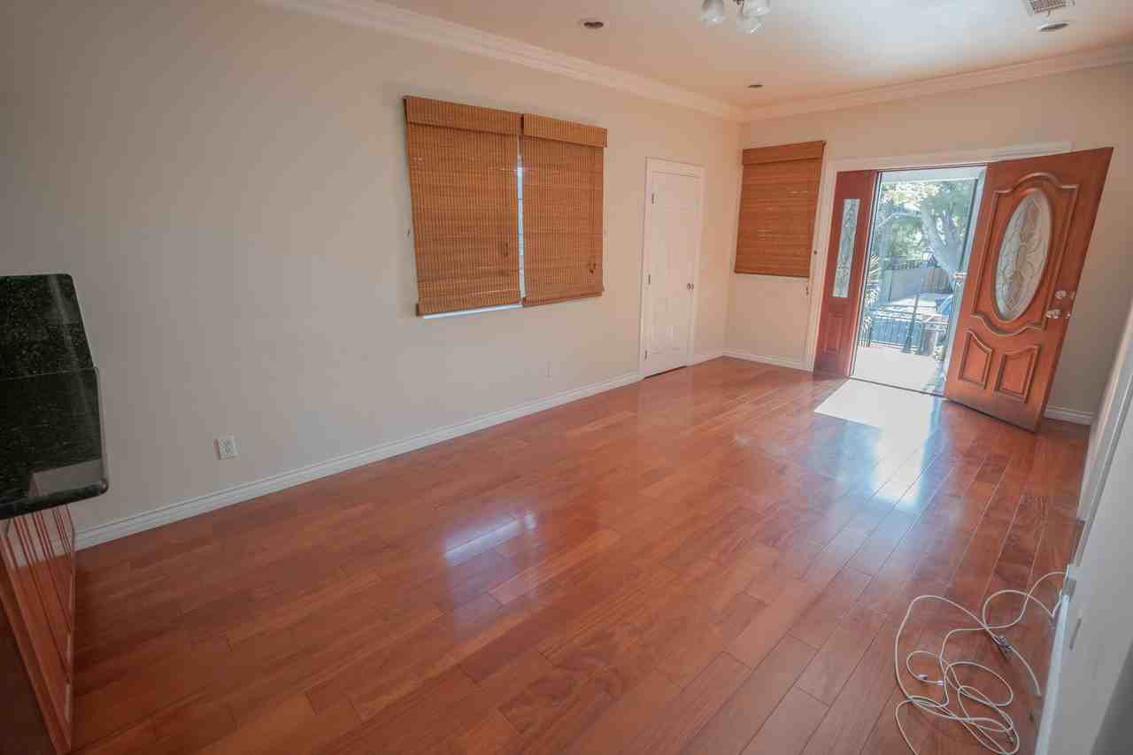 4215 Camero Ave - Photo 3 of 12