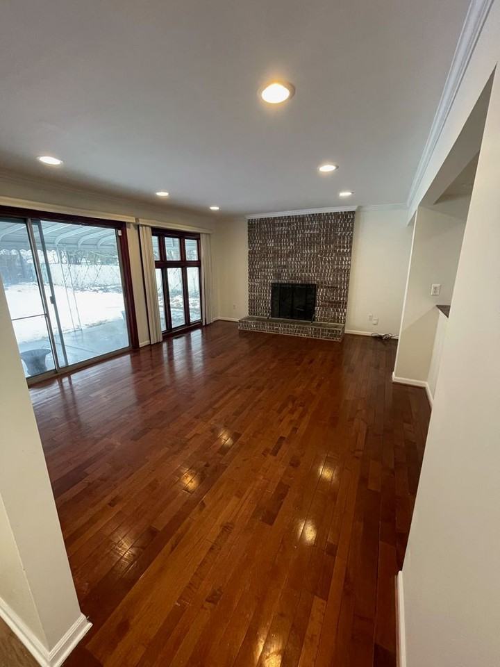 18131 Ramsgate Dr - Photo 3 of 18