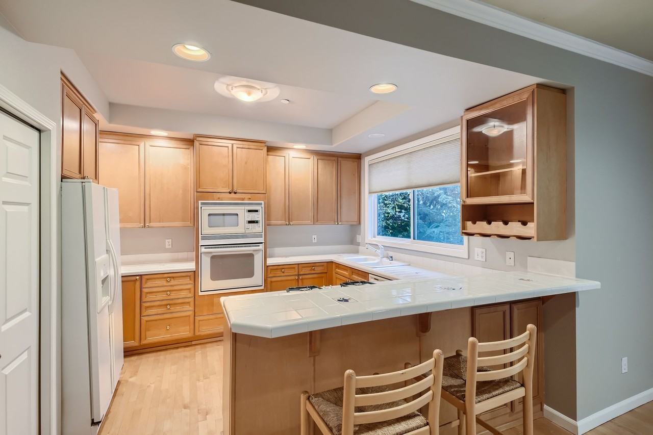 17220 128th Pl Ne - Photo 3 of 11