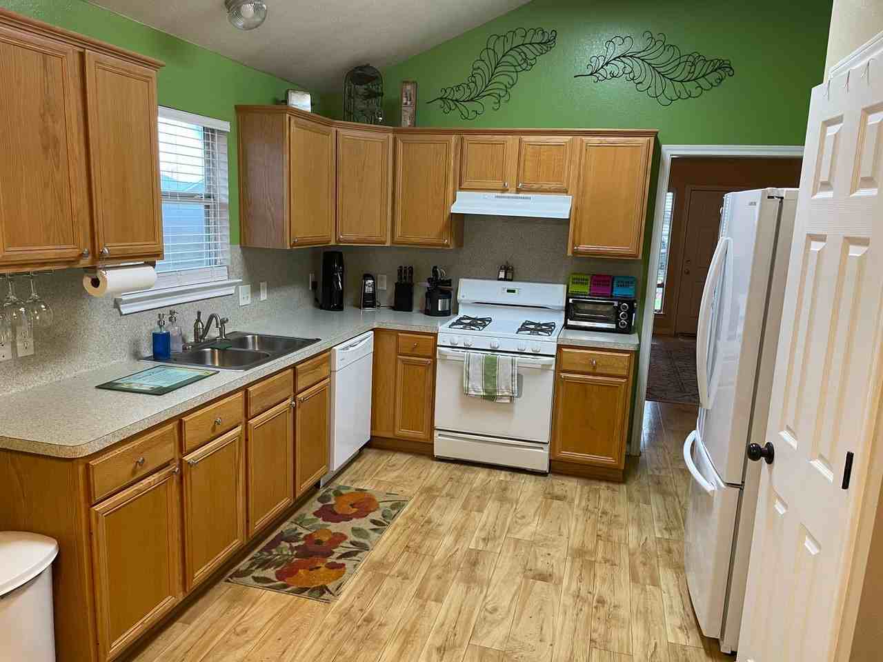 603 Plano Dr - Photo 6 of 16