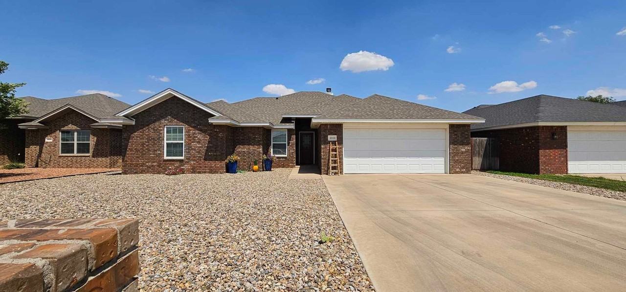 2320 Flagstone Dr - Photo 2 of 38