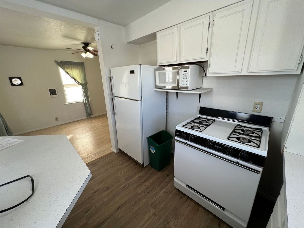 216 S 13th St E - Photo 6 of 30