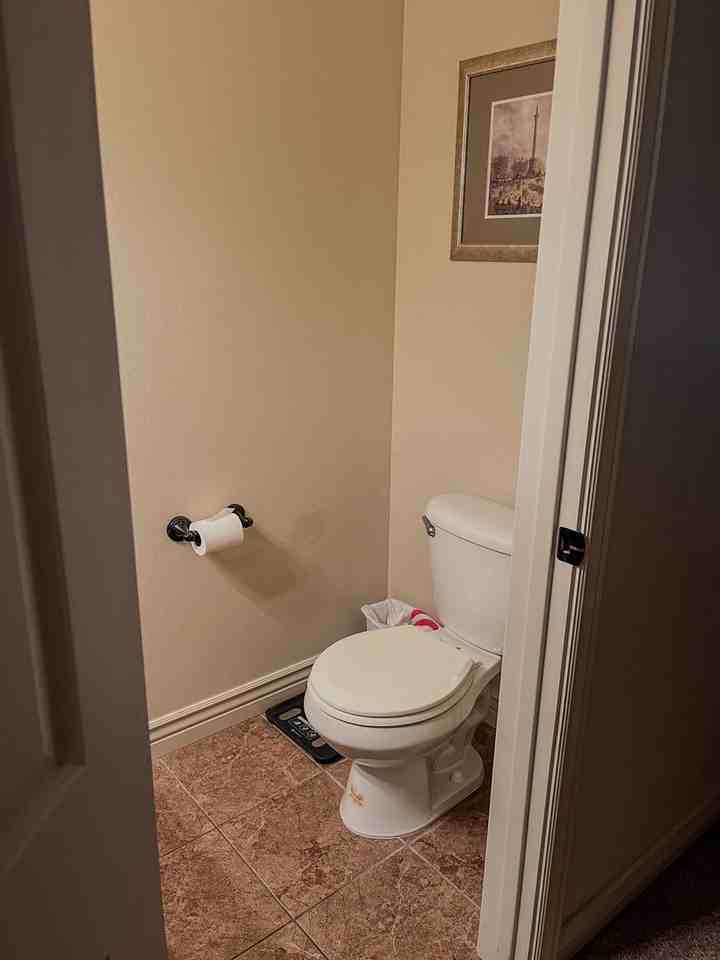 446 W 6th S #302 - Photo 2 of 31