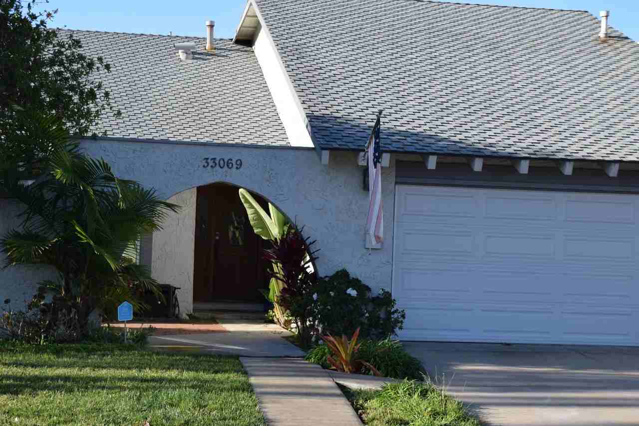 33069 Elisa Dr - Photo 2 of 29