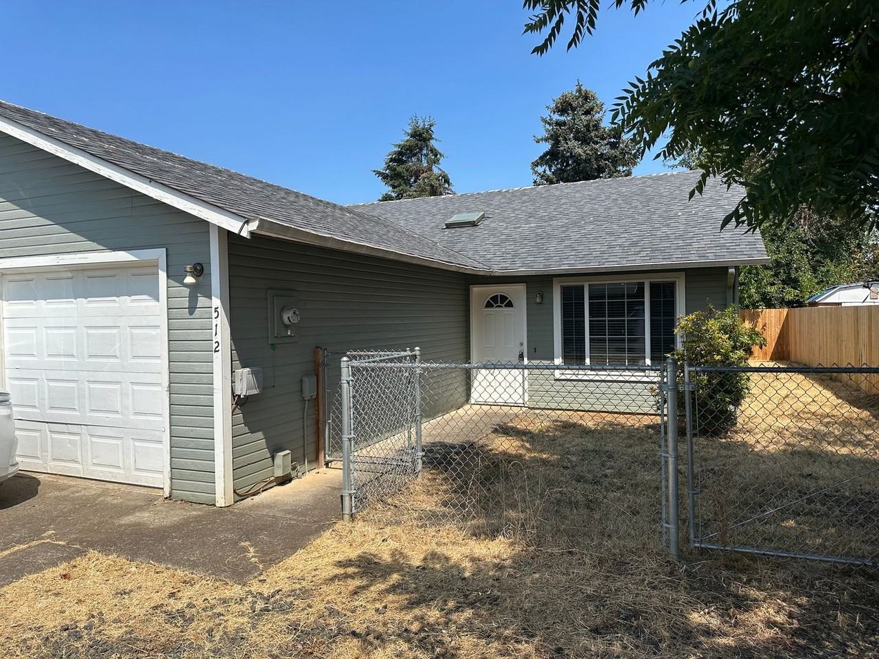 512 Boardwalk Pl - Photo 2 of 27