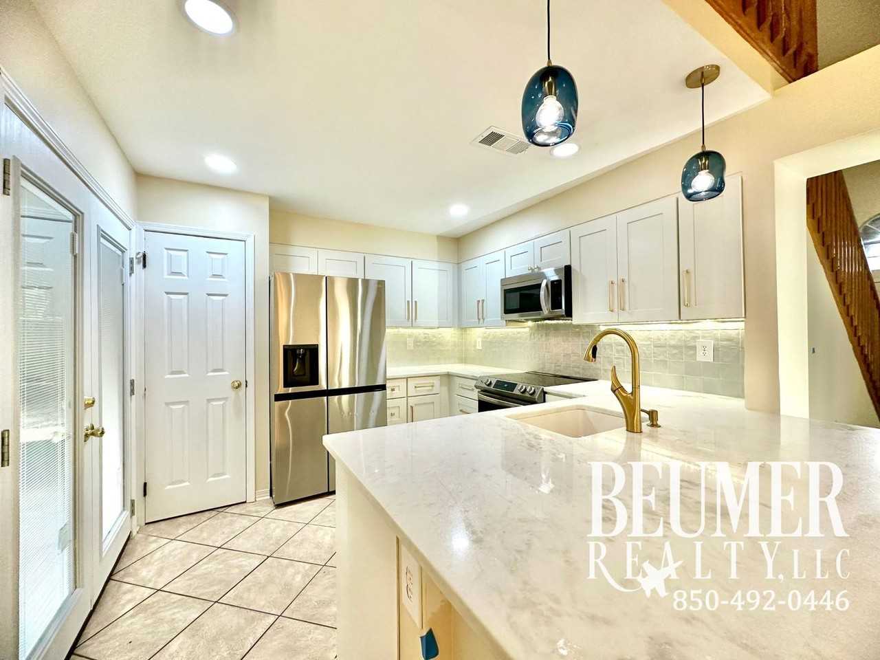 8511 Belle Meadow Blvd - Photo 3 of 29