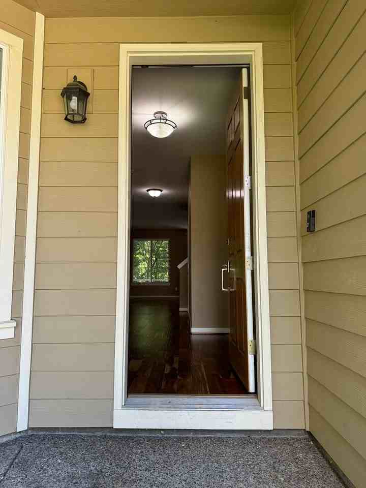 12490 Sw Winterview Dr - Photo 3 of 50