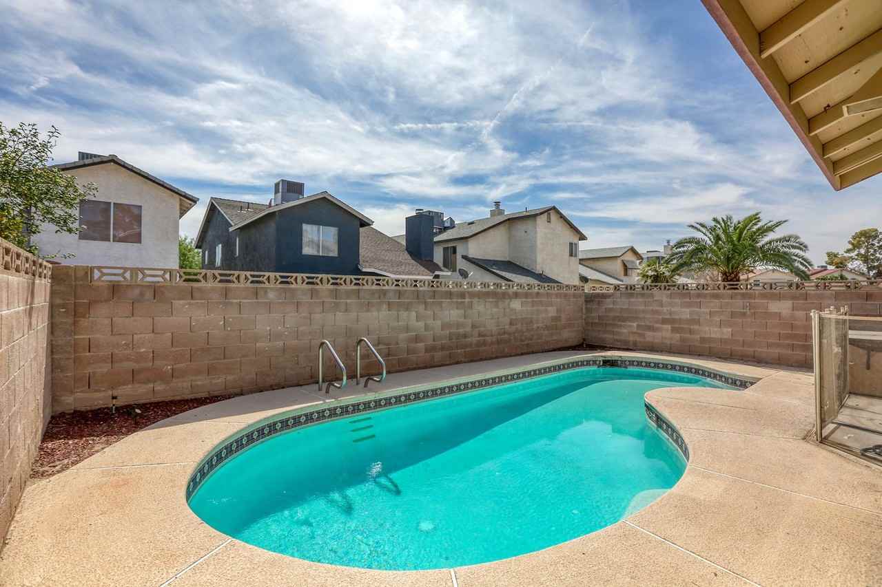 3922 Gulliver St - Photo 2 of 38