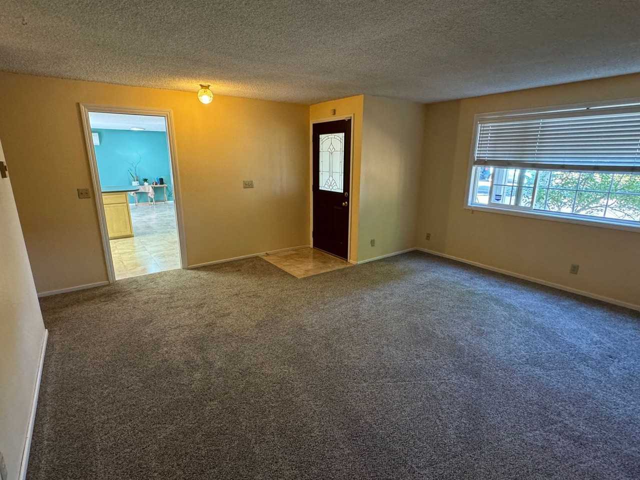 3406 Harlow Rd - Photo 4 of 39