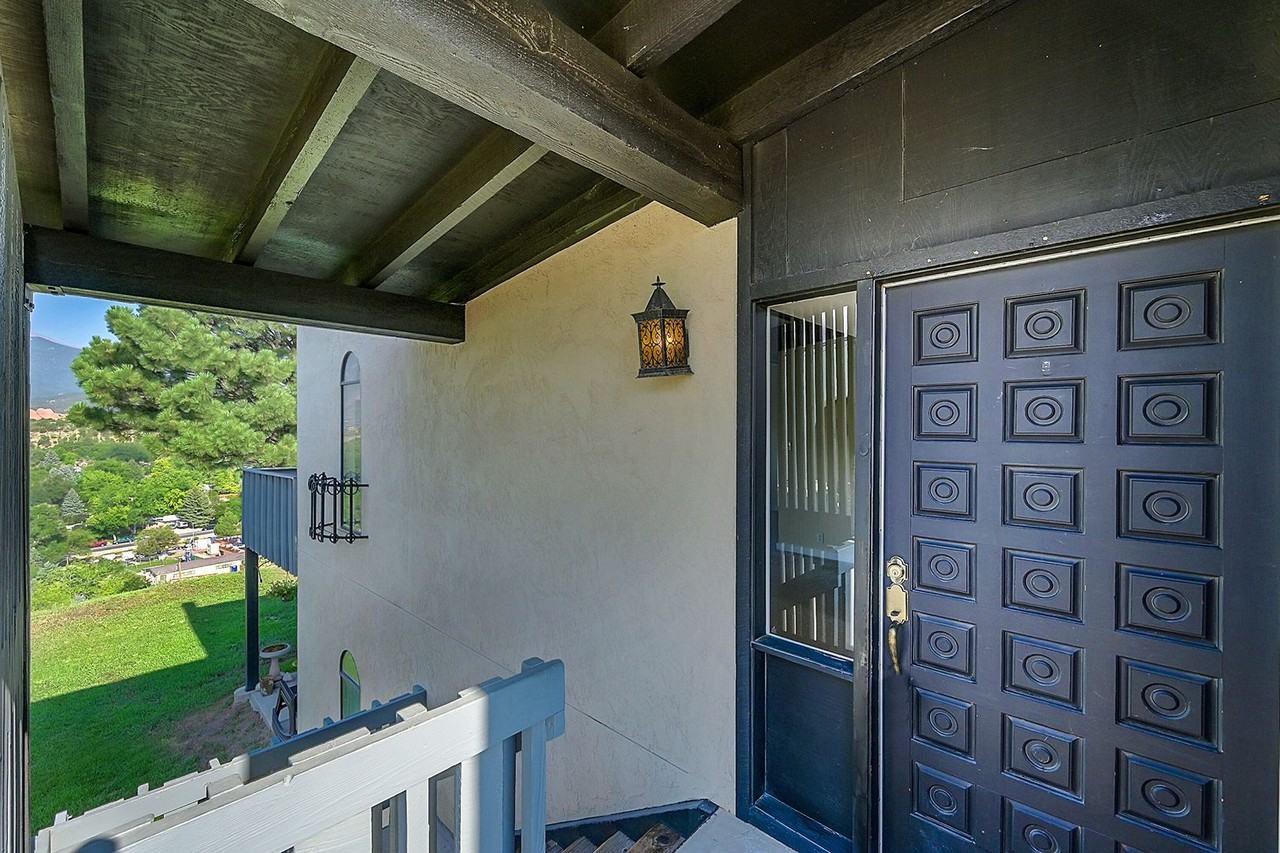 1058 Fontmore Rd #C - Photo 4 of 21