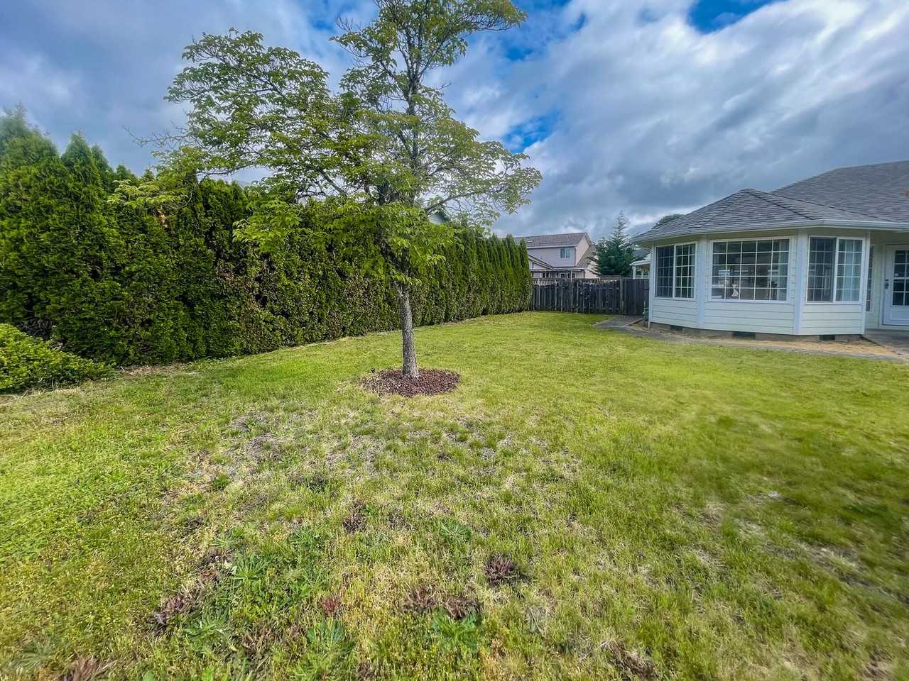 610 Se Walnut Ave - Photo 3 of 30