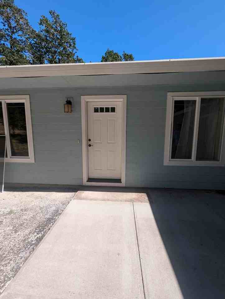 23555 Sw Solar Dr - Photo 2 of 18