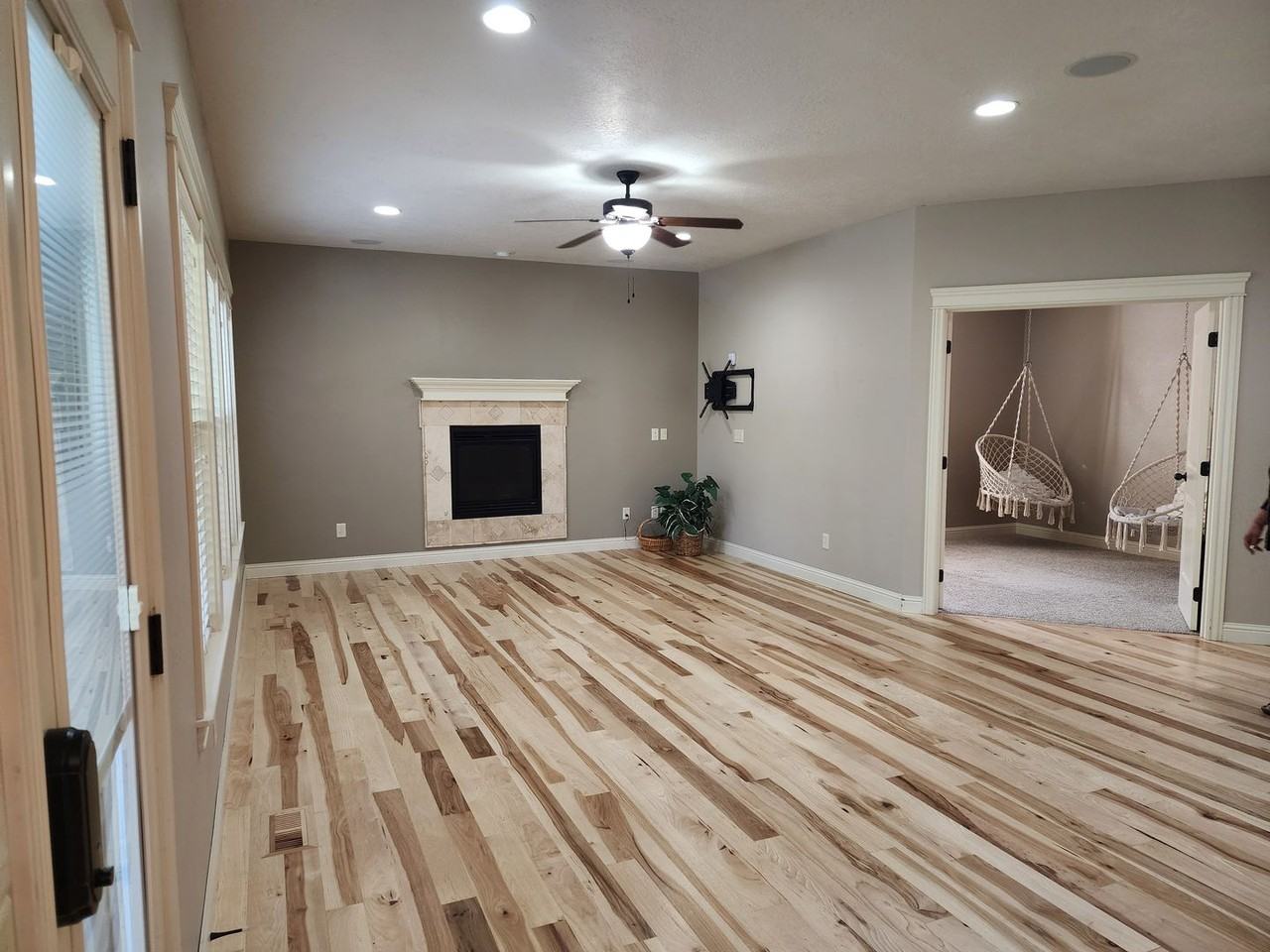 1082 East Azan Street - Photo 4 of 18