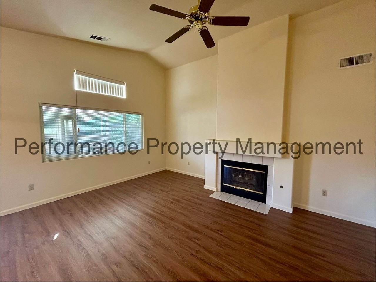 7318 Chilibre St - Photo 3 of 15