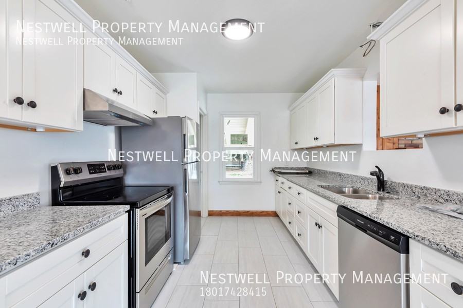 3757 S 2300 E - Photo 3 of 24