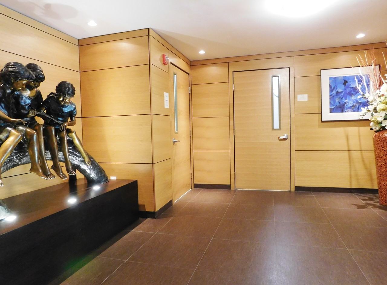 446 Belgrade Ave #109 - Photo 4 of 17