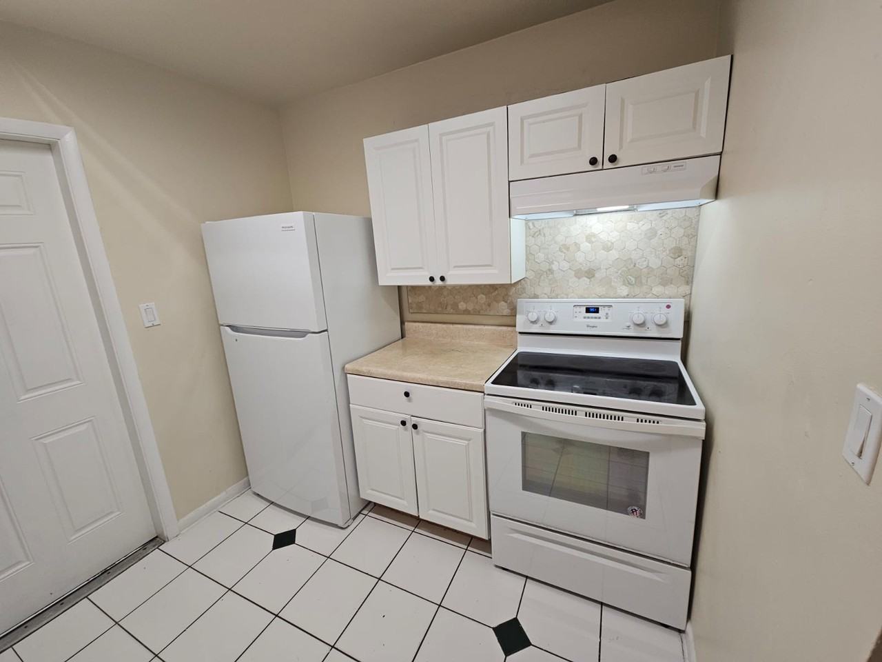 21299 Coulton Ave #21303 - Photo 2 of 16
