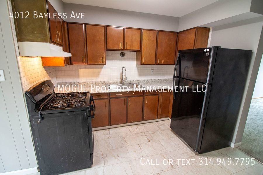 4012 Bayless Ave - Photo 3 of 19