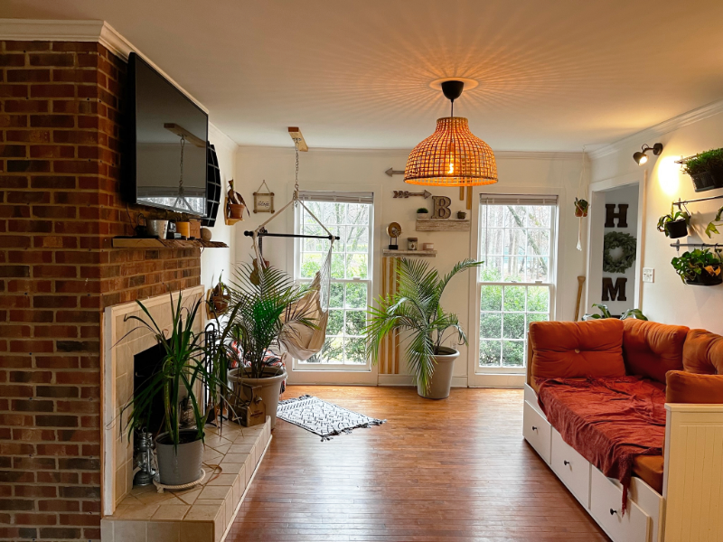 4128 Saxonbury Way - Photo 2 of 45