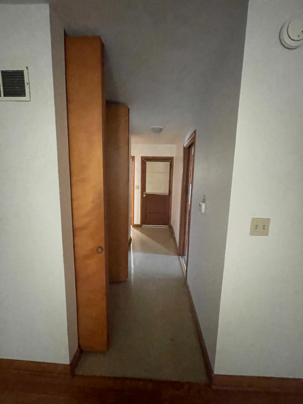 1302 E Mumford Dr - Photo 6 of 14