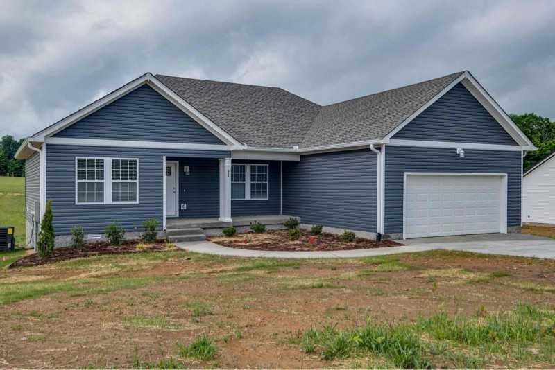 648 S Tunnel Rd - Photo 3 of 25