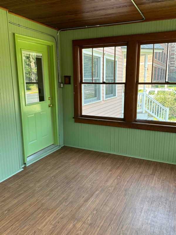 502 Saint Croix St #3 - Photo 2 of 9