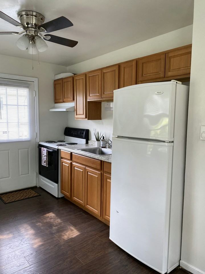 1601 Monteiro Street, Unit 1601 Monteiro Street - Photo 6 of 15