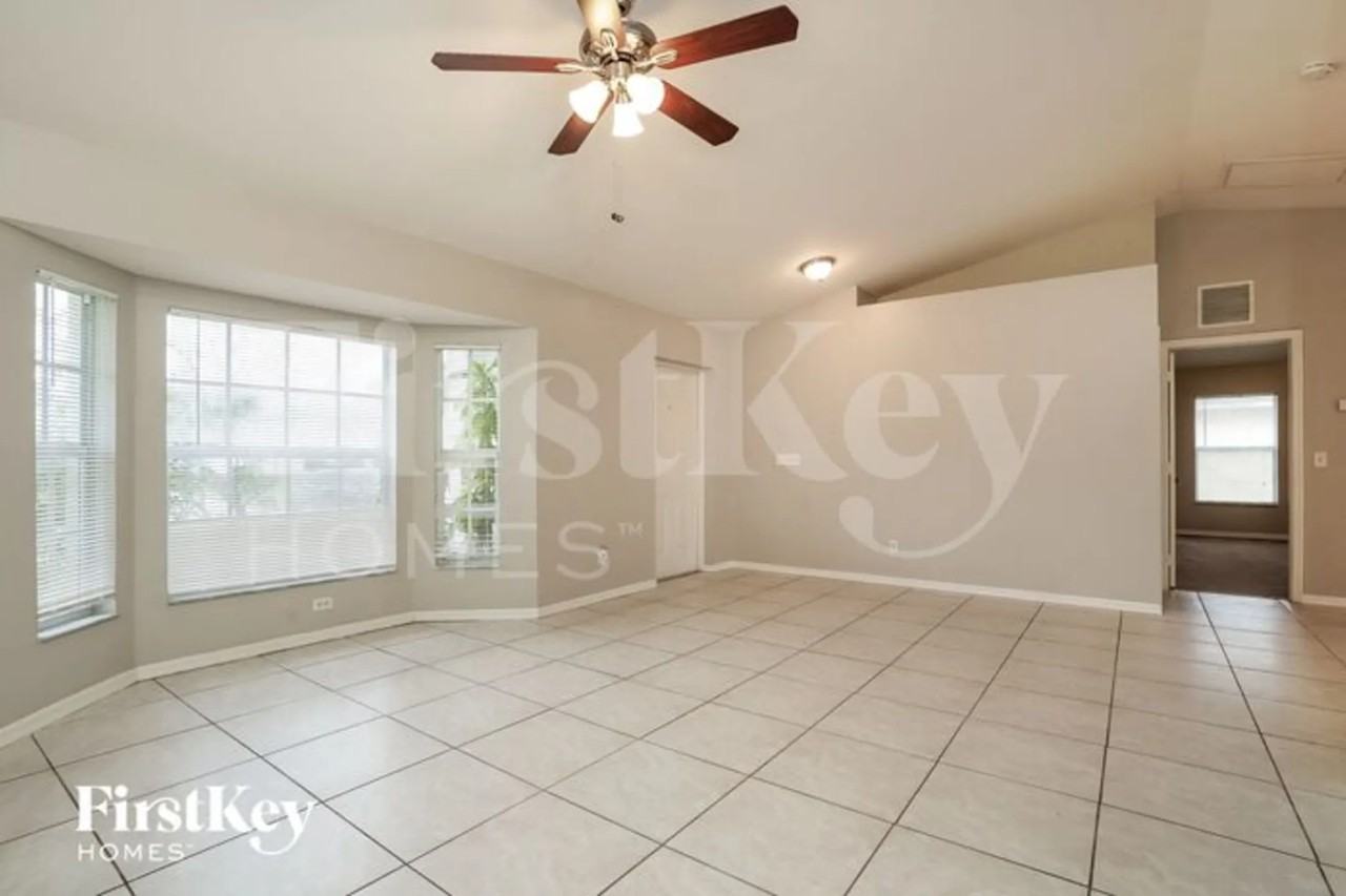 1723 Sw 2nd Ave - Photo 3 of 15