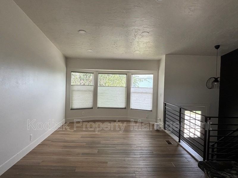 3513 Ws - Photo 4 of 15