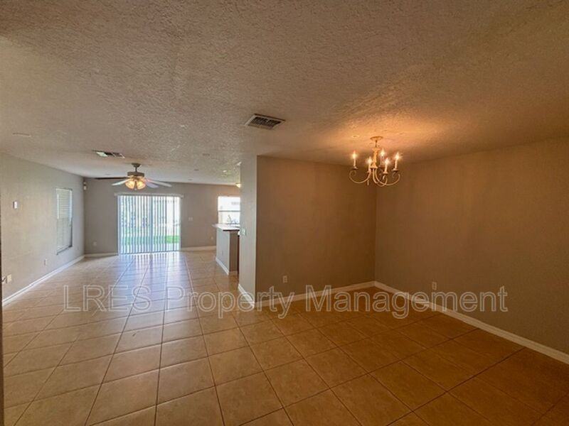 4331 Aristocrat Point - Photo 4 of 31