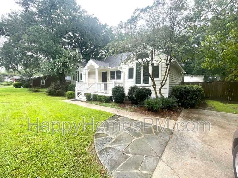 2126 Coker Ave - Photo 2 of 33