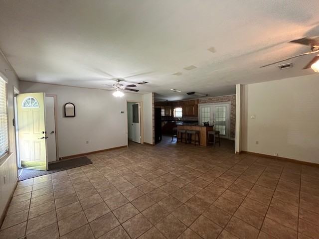 3004 Glendale Ave - Photo 3 of 5