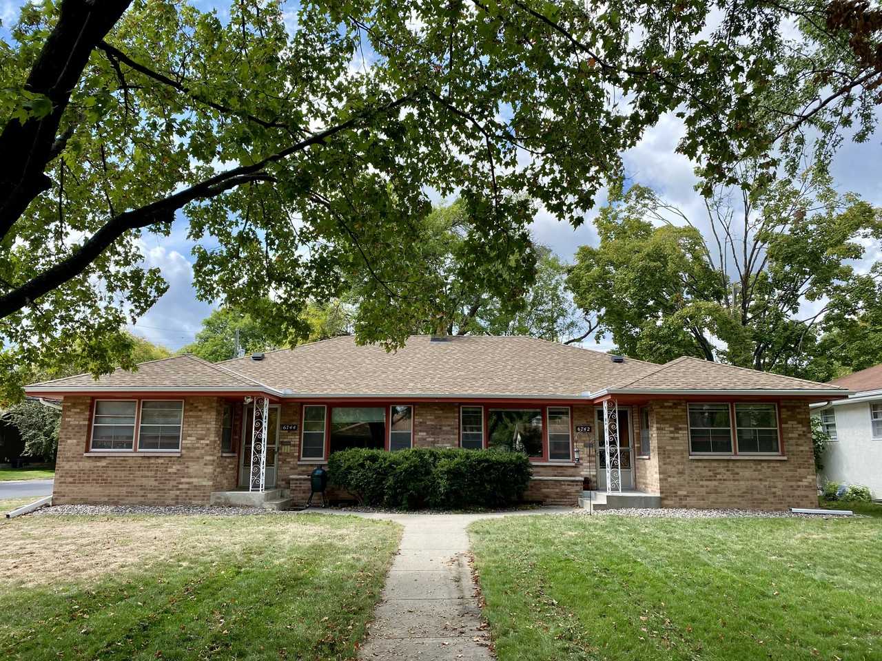 6742 Pillsbury Ave S - Photo 2 of 19