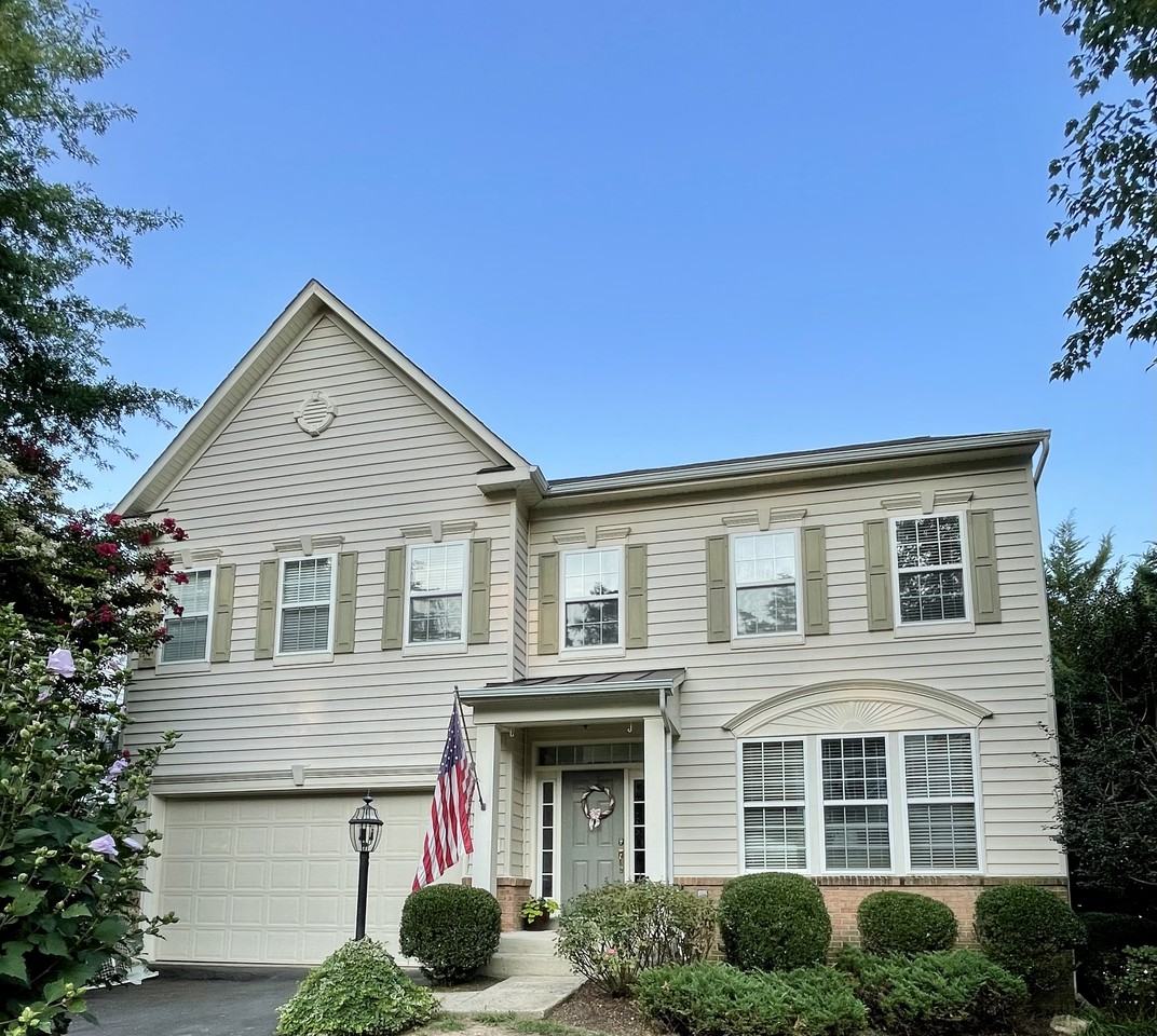 4207 Talon Dr - Photo 2 of 29