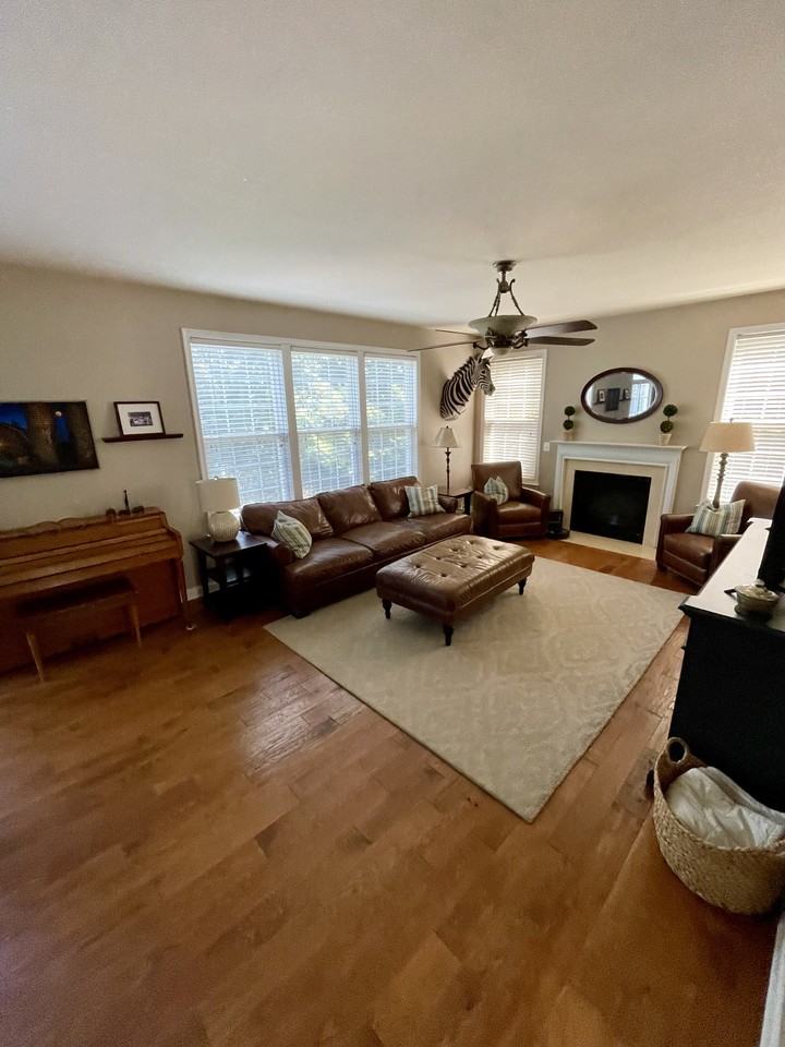 4207 Talon Dr - Photo 4 of 29