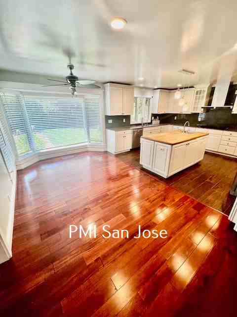 1513 Stockbridge Dr - Photo 2 of 17