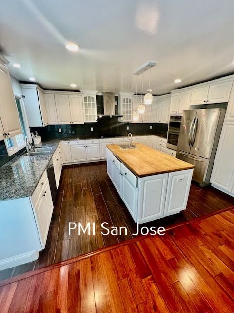 1513 Stockbridge Dr - Photo 3 of 17