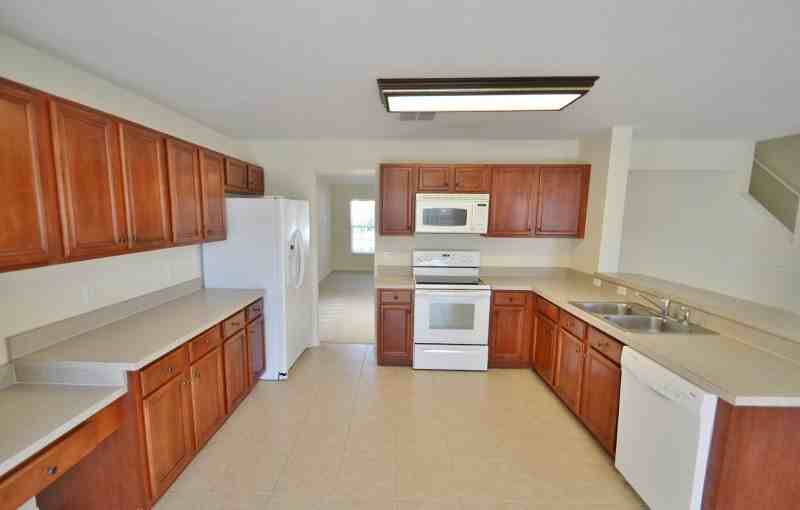 103 Wilson Bay Ct - Photo 3 of 13