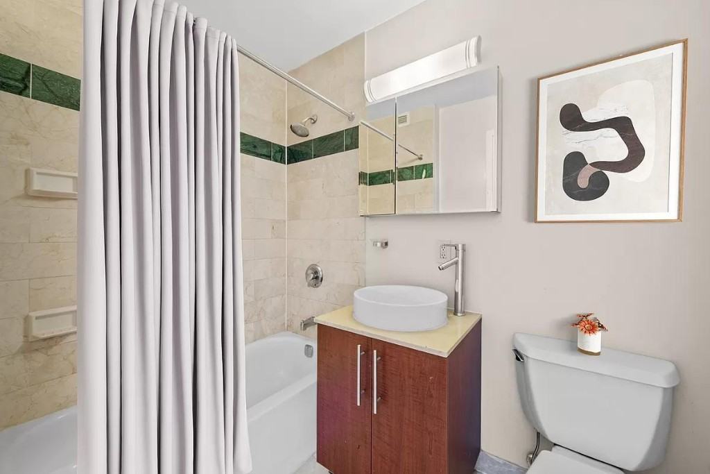 John St #2907 - Photo 6 of 11