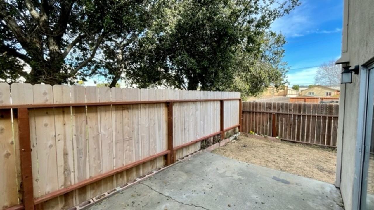 992 Fair Oaks Ave - Photo 6 of 15