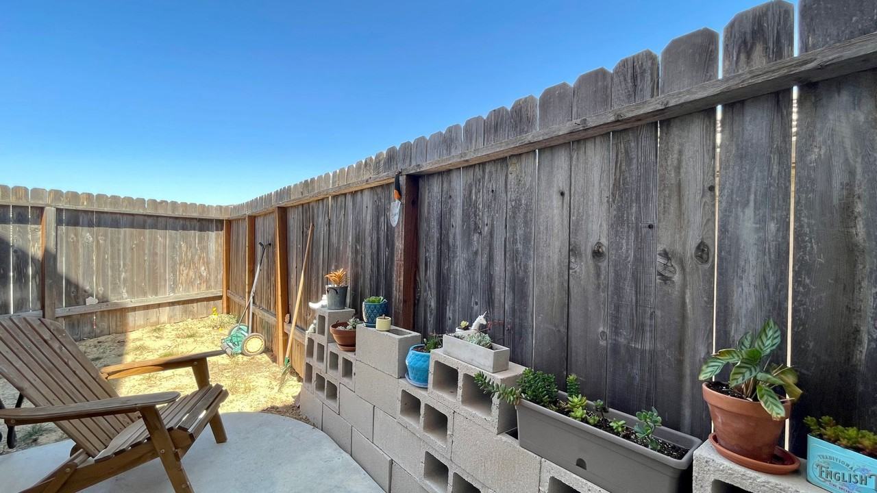 185 Brisco Rd #F - Photo 5 of 13