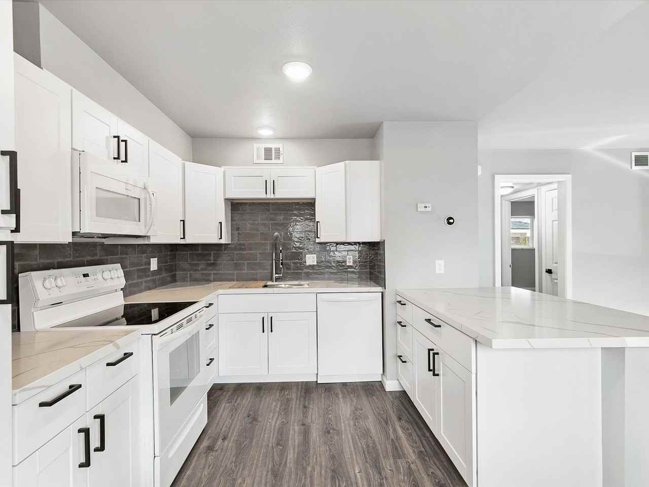 531 ONE TIME - 531 Kohlepp Ave #1570 - Photo 3 of 14