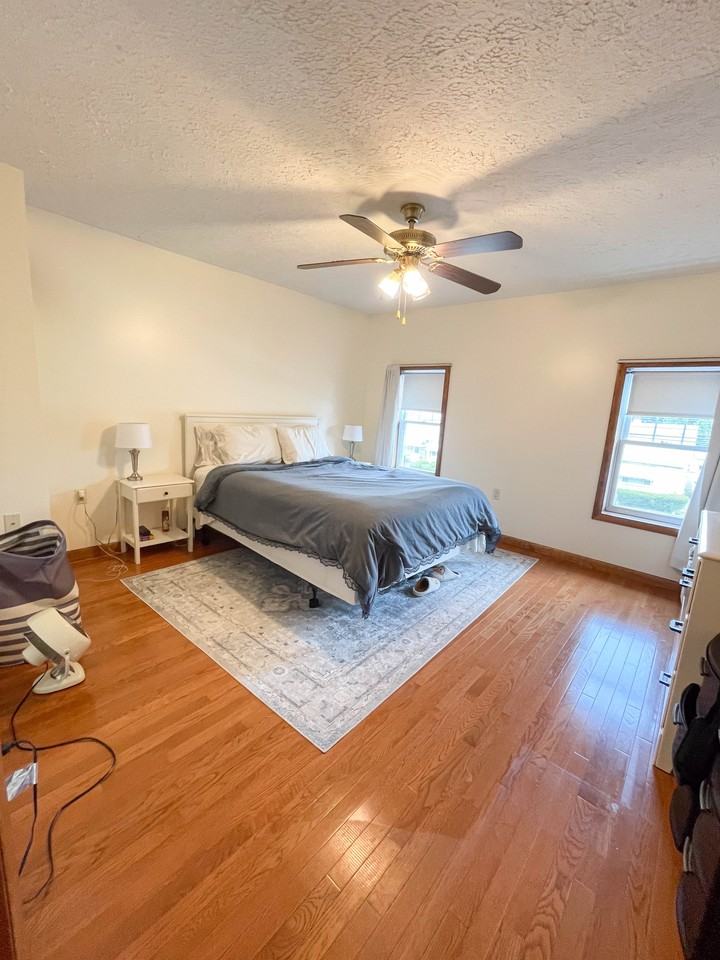 724 Marion Street #724 - Photo 5 of 13