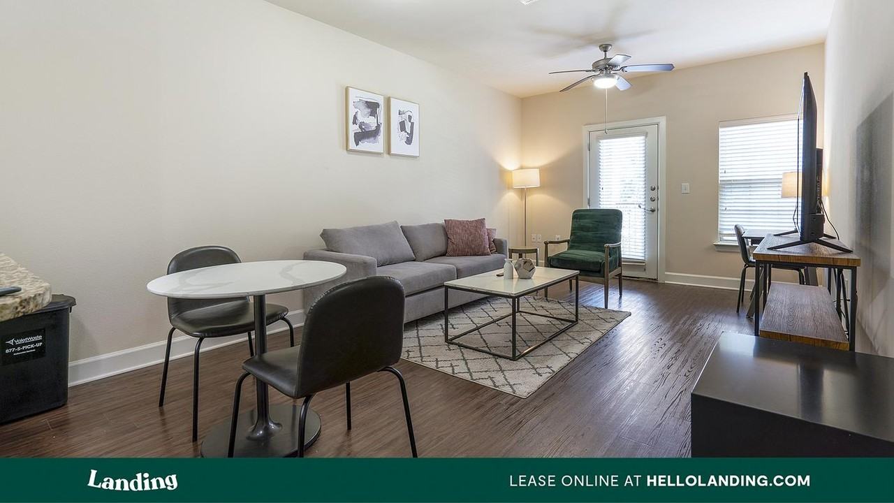 2745 Westpointe Dr - Photo 4 of 50