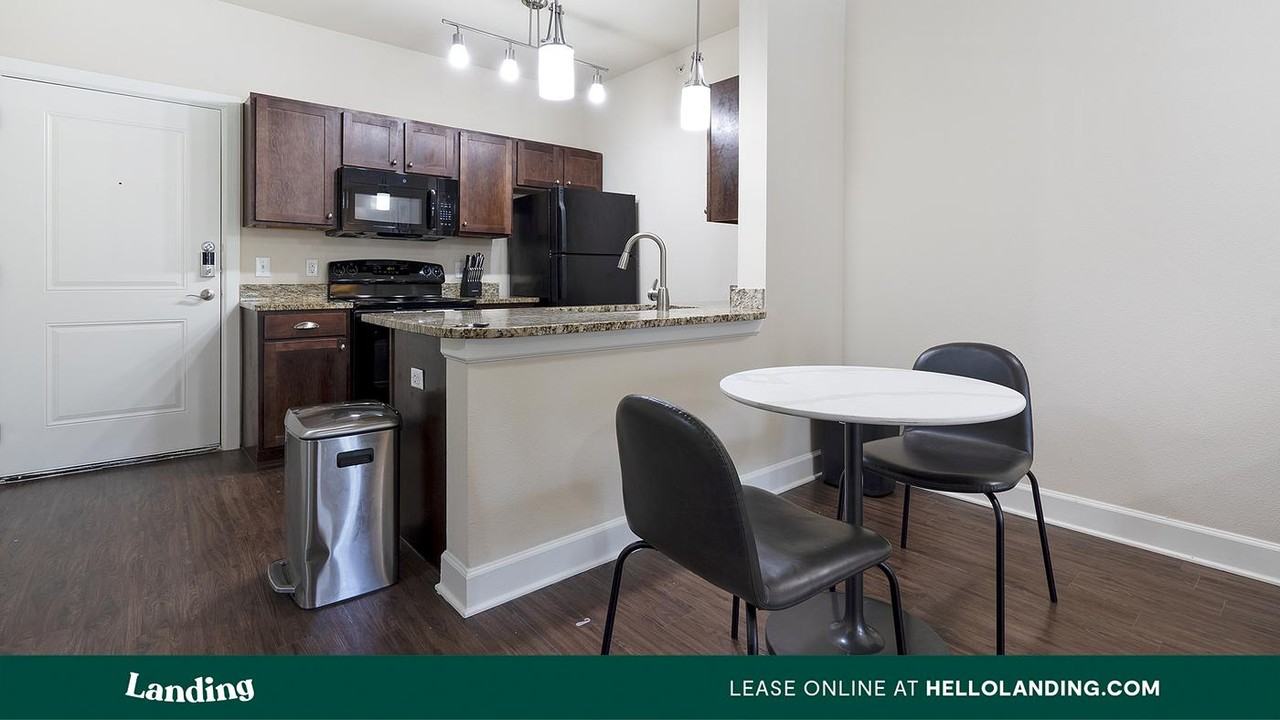 2745 Westpointe Dr - Photo 5 of 50