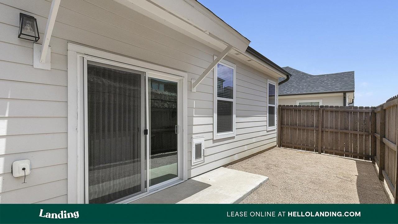 8220 Horseman Rd - Photo 7 of 50