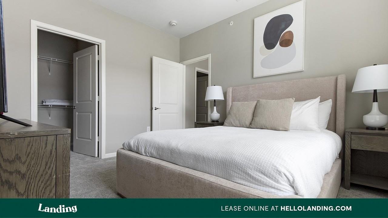 16346 Lydia Hill Dr - Photo 5 of 50