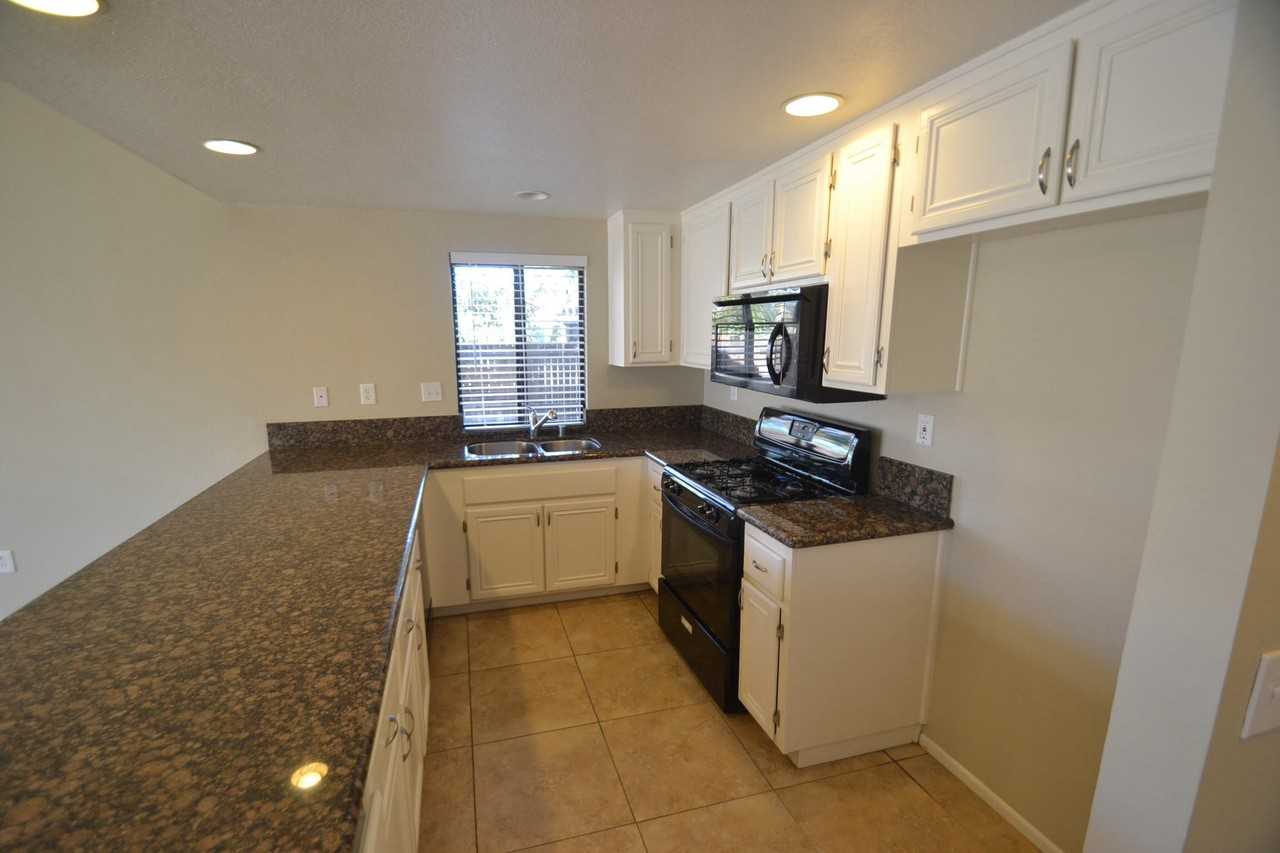 29623 Avenida De Real - Photo 3 of 9