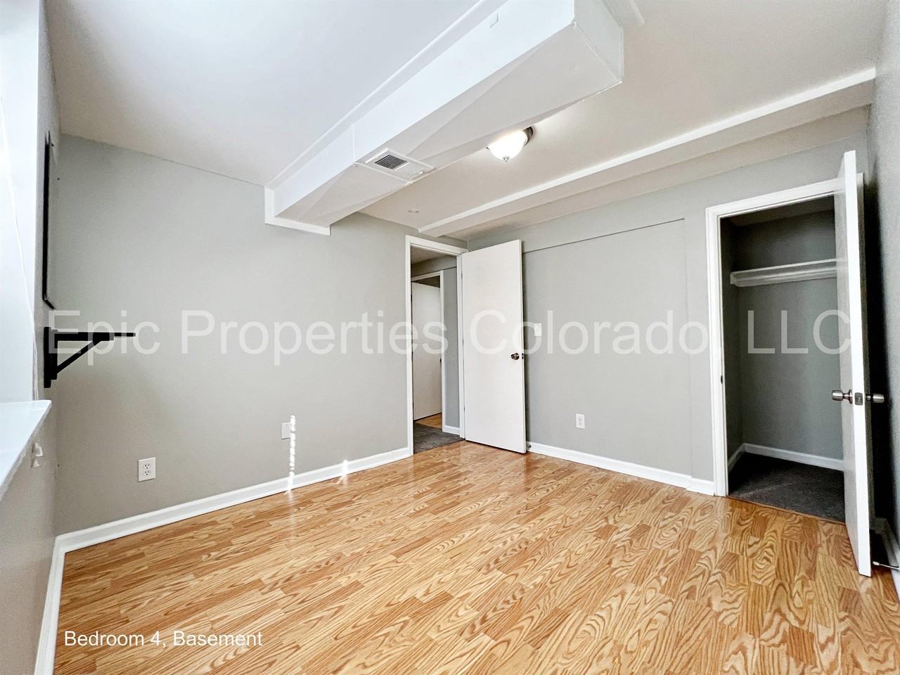 531 Ursula St - Photo 3 of 30