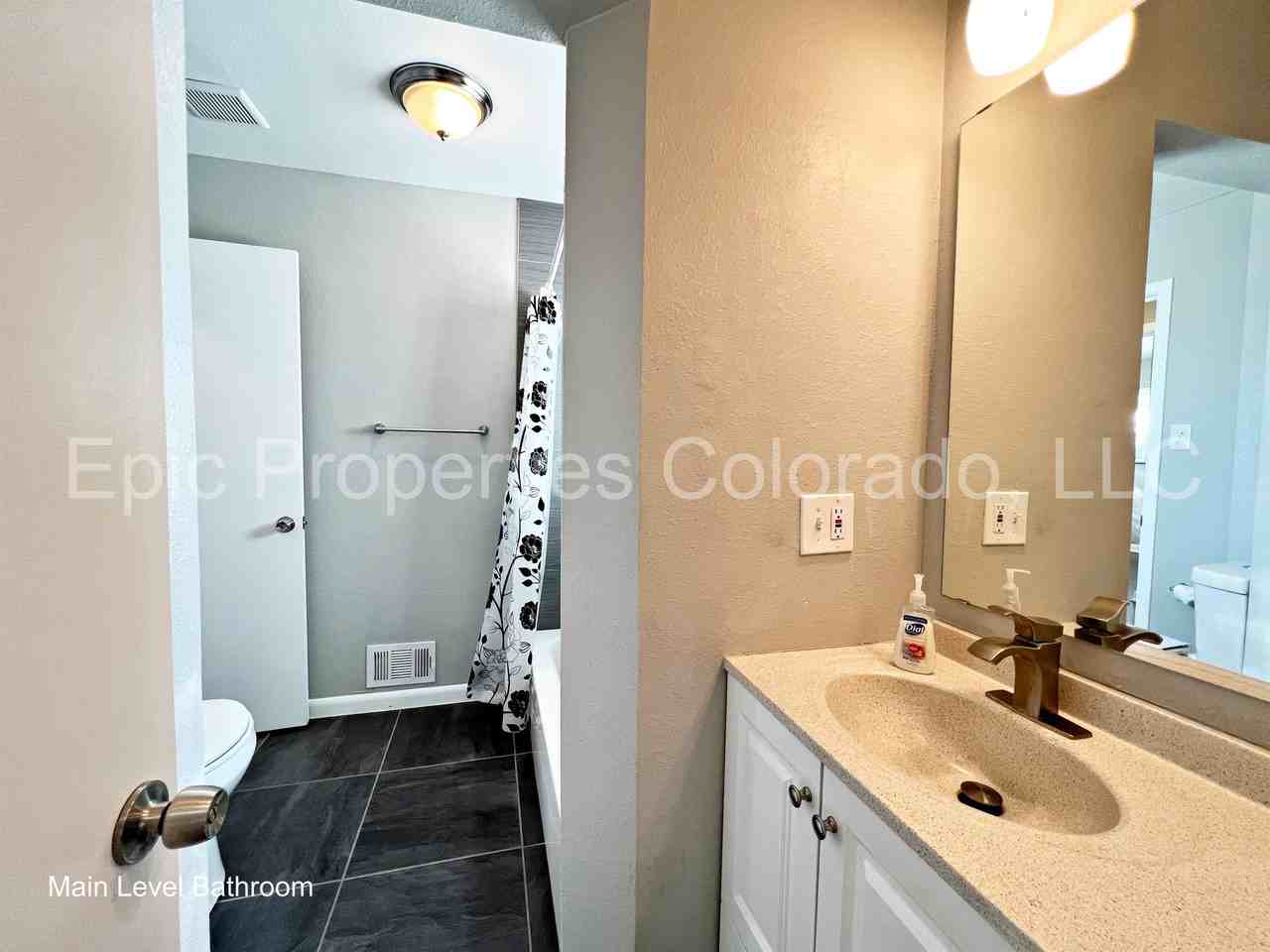 531 Ursula St - Photo 2 of 30